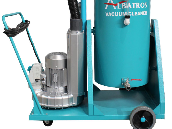 PRODUCTS - Industrial Vacuum Cleaner